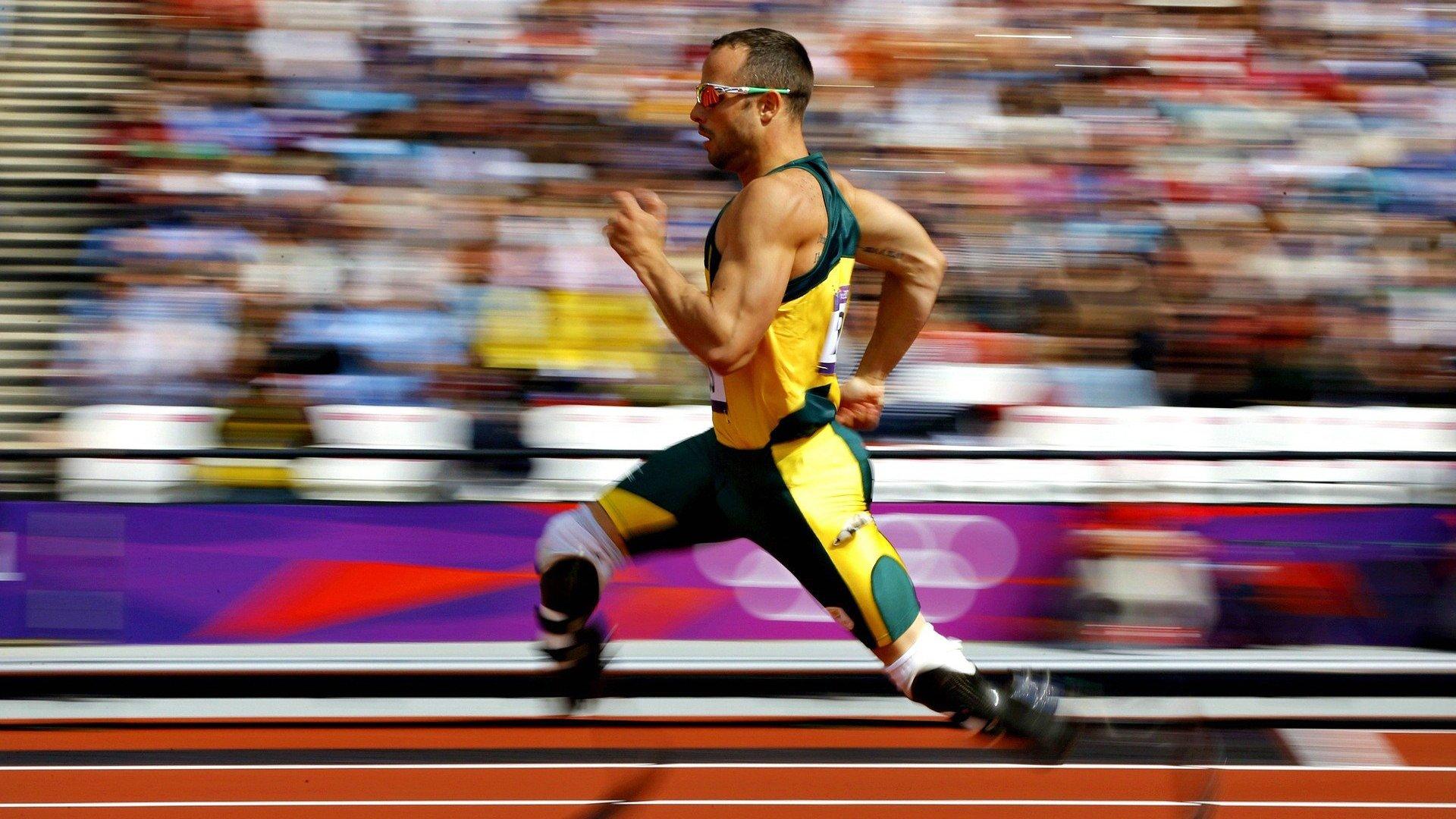 奥兰多主场成不败堡垒！班凯罗生涯季后赛主场4胜0负，魔术新星闪耀季后赛舞台